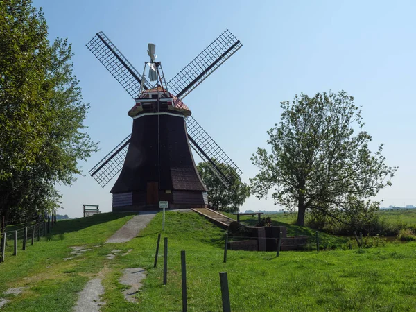 Pueblo Ditzum Río Ems Alemania —  Fotos de Stock