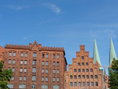 Luebeck 'te yaz zamanı ve Alman Baltık Denizi' nde seyahat.