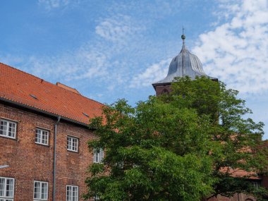 Luebeck 'te yaz zamanı ve Alman Baltık Denizi' nde seyahat.