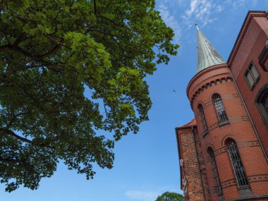 Luebeck 'te yaz zamanı ve Alman Baltık Denizi' nde seyahat.