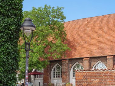 Luebeck 'te yaz zamanı ve Alman Baltık Denizi' nde seyahat.