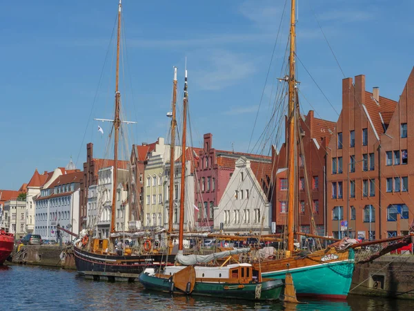 夏はドイツのバルト海でルーベックとトラウメンデで — ストック写真