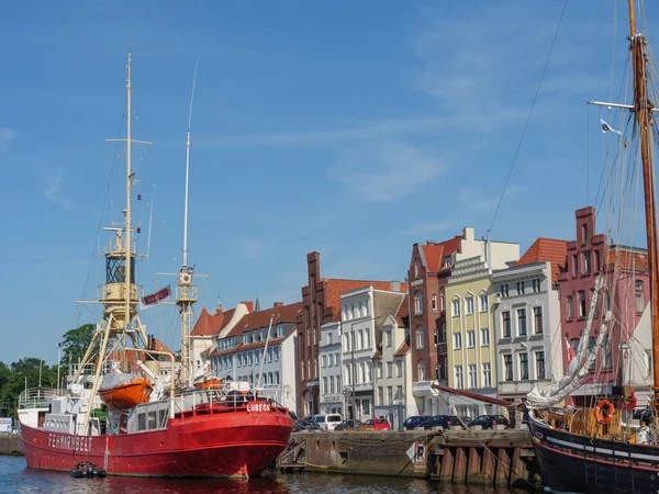 Летнее Время Любеке Травемуэнде Берегу Балтийского Моря Германии — стоковое фото