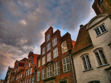Luebeck 'te yaz zamanı ve Alman Baltık Denizi' nde seyahat.