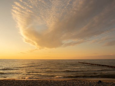 Şıngırtı plajında gün batımı