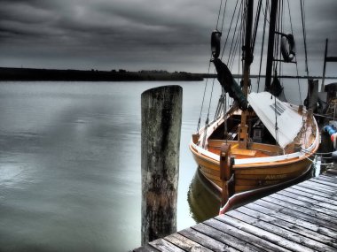 Almanya 'daki Baltık Denizi' ndeki adaya gitmeye cesaret etti.