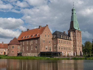 Almanya 'daki Raesfeld Şatosu