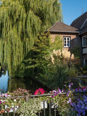 Almanya 'daki Gemen köyü ve eski şato