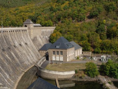 Waldeck şehri ve Almanya 'daki edersee