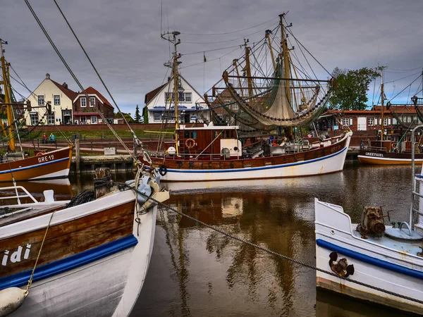 Greetsiel Біля Німецького Північного Узбережжя — стокове фото