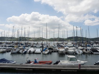 Lizbon, Portekiz 'deki tagus nehrinde.