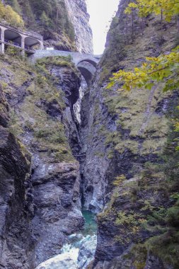 İsviçre dağlarında sonbahar.