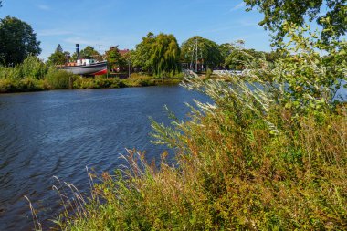 Haren, Almanya Emsland 'daki Em Nehri' nde.