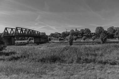 Almanya Emsland 'daki Em Nehri' nde.