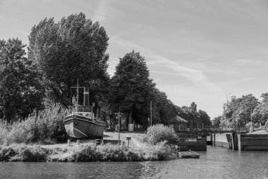 Almanya Emsland 'daki Em Nehri' nde.