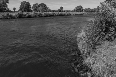 Almanya Emsland 'daki Em Nehri' nde.