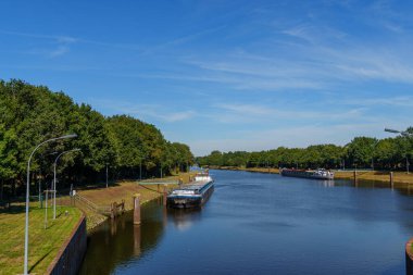 Almanya Emsland 'daki Em Nehri' nde.