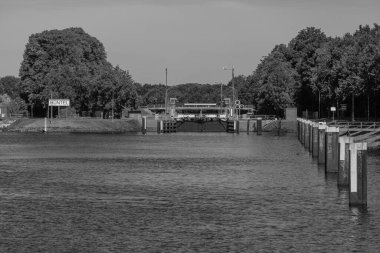 Almanya Emsland 'daki Em Nehri' nde.
