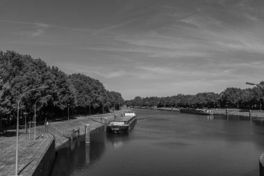 Almanya Emsland 'daki Em Nehri' nde.