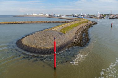 Harlingen ve Vlieland Hollanda 'nın kuzey sahilinde.