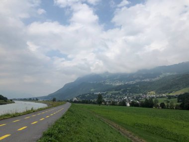 2019 yazında Lihtenştayn 'daki Ren Nehri' nde