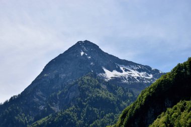 İsviçre 'deki Canton Glarus' un kırsal manzarası 8.5.2020