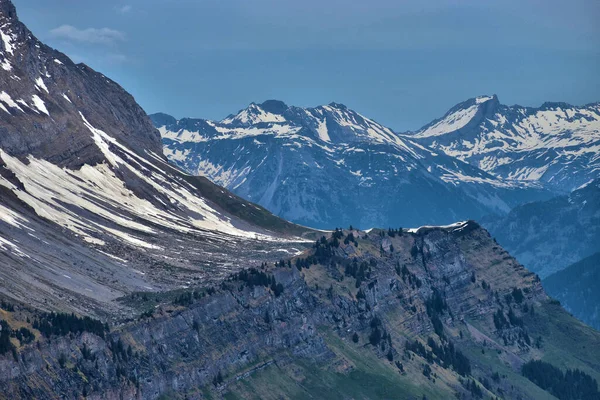 Panorama Górska Podczas Przejazdu Przez Klausenpass Szwajcarii 2020 — Zdjęcie stockowe