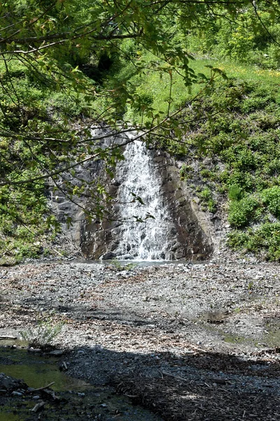 Kleiner Wasserfall Glarus Der Schweiz 2020 — Stockfoto