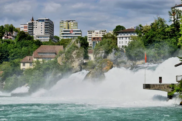 Melemparkan Rhine Jatuh Swiss 2020 — Stok Foto