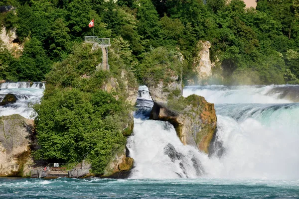 Rýn Padá Švýcarsku Jaře 2020 — Stock fotografie