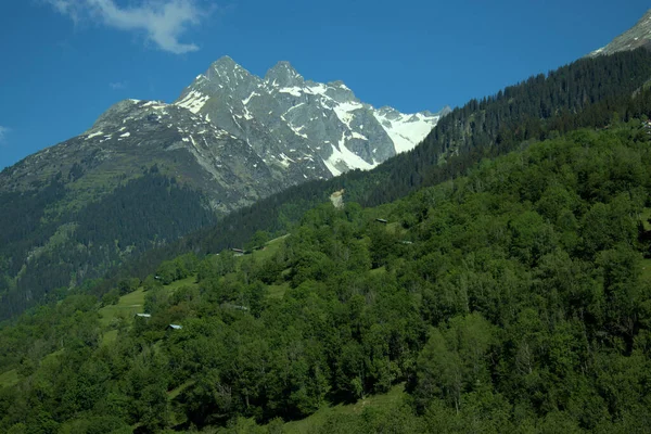 2020 Sviçre Deki Oberalppass Yolunda Çarpıcı Bir Dağ Manzarası — Stok fotoğraf