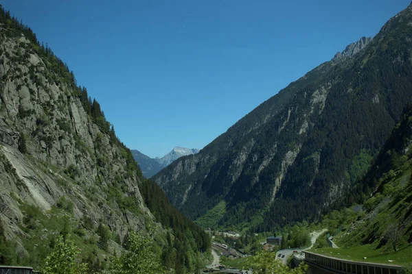 Fantastiska Bergstoppar När Kör Genom Schweiz 2020 — Stockfoto