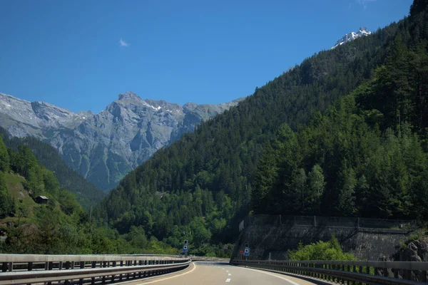 Picos Montanha Incríveis Durante Condução Através Suíça 2020 — Fotografia de Stock