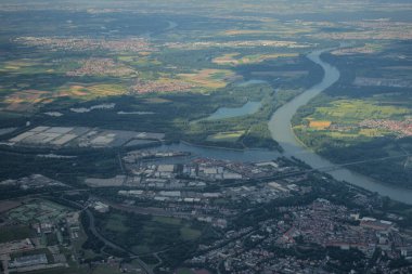 Almanya kırsalında bir pervane uçağıyla uçuş 21.6.2020