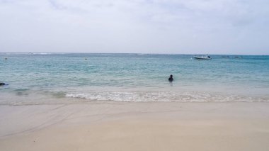 Guadeloupe: Atlantik Okyanusu ve Karayip Denizi