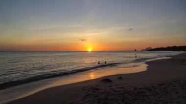 Martinique egzotik tatil deniz ve okyanus arasında