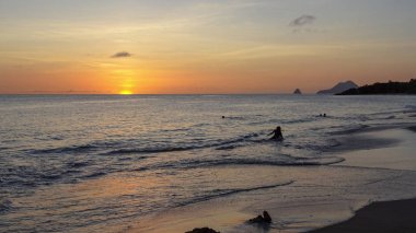 Martinique egzotik tatil deniz ve okyanus arasında