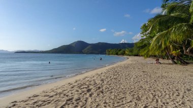 Martinique egzotik tatil deniz ve okyanus arasında