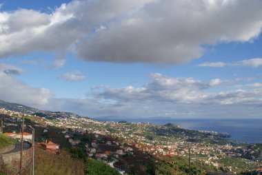 Cabo Girao, Madeira, Portekiz en yüksek pelerin. Adanın güney kıyılarında