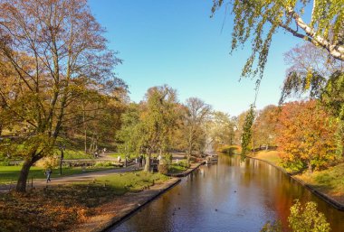 Riga Letonya başkentidir. Güzel bir şehir