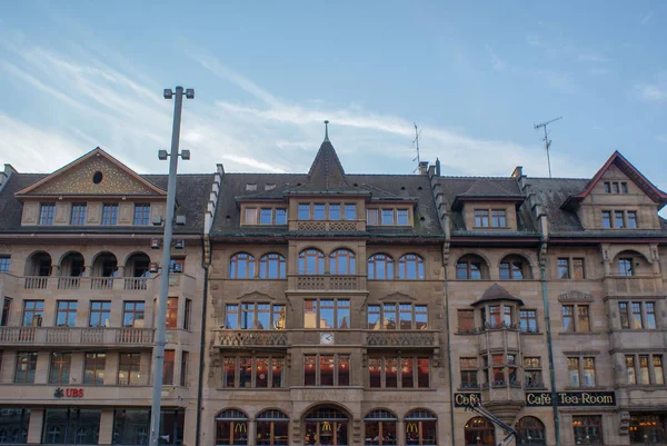 Basileia é uma cidade muito bonita em Swizerland — Fotografia de Stock