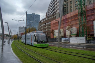 Bilbao, Pais Bask şehrinde bulunan bir şehirdir.