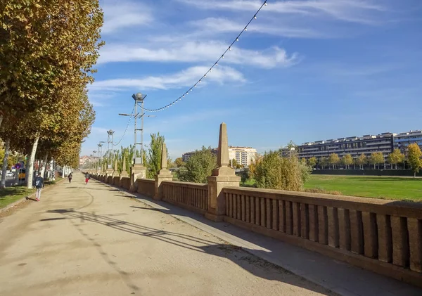 Lleida - ciudad antigua de Cataluña, España — Foto de Stock