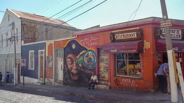 Valparaíso es la ciudad del graffiti en Chile — Foto de Stock