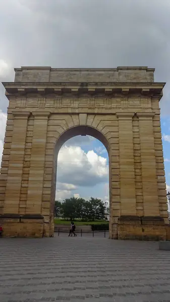 Burdeos - hermosa ciudad en Francia, Nueva Aquitania —  Fotos de Stock