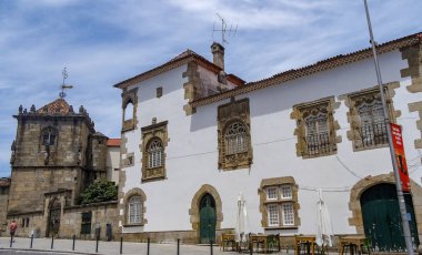 Braga Portekiz güzel bir şehirdir. İnanılmaz mimari