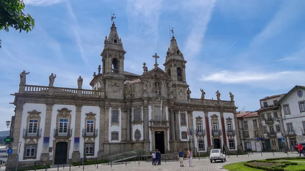 Braga je nádherné město v Portugalsku. Úžasná architektura — Stock fotografie