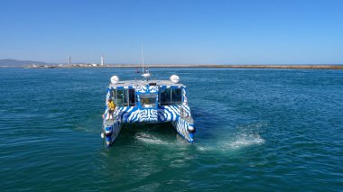 Portekiz'in güneyinde Faro şehir ve doğal park Ria Formosa