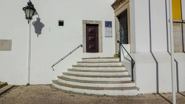 Faro cidade e parque natural Ria Formosa no sul de Portugal — Fotografia de Stock