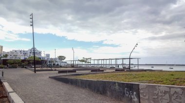 Arrecife, Lanzarote, Kanarya adasının başkentidir.